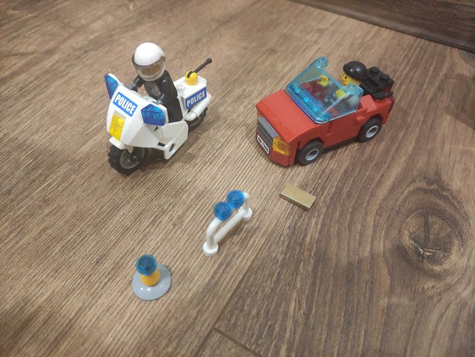 LEGO City 7288 Mobilna jednostka policji