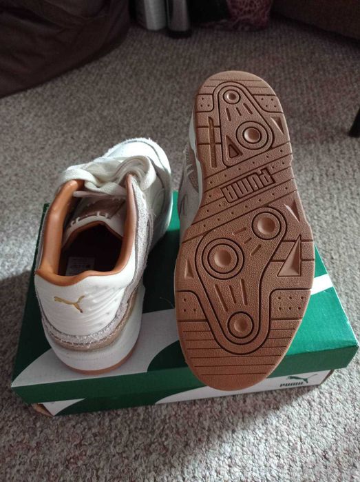 Кросівки жіночі Puma Slipstream Premium