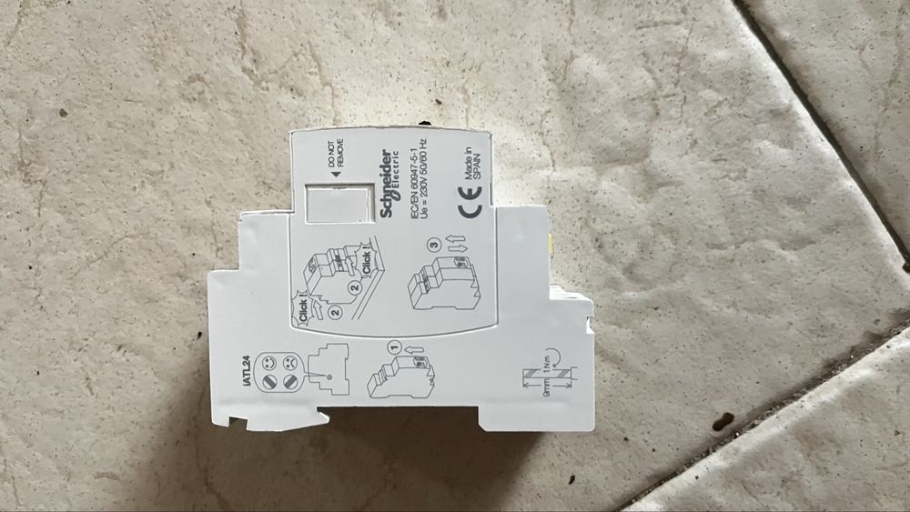 Schneider Acti 9 iATL24 + Relé de impulso Acti9 iTL
