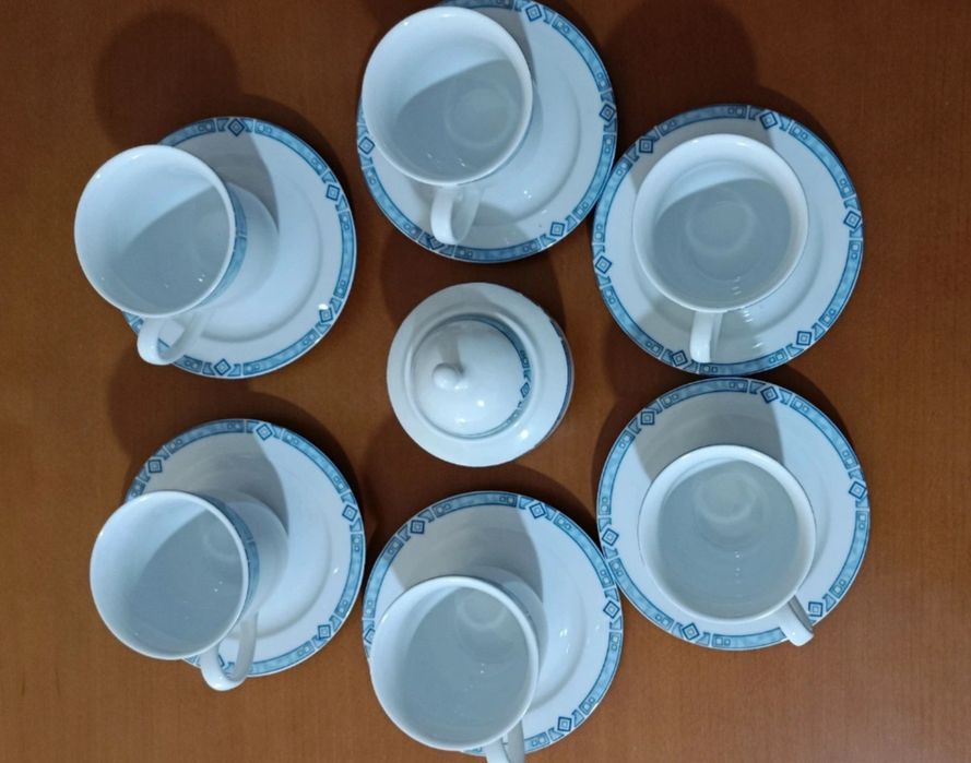 Conjunto de chávenas do café ou chá