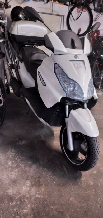 Honda CB 500c.c,/Aceito retoma,/ Scooter X7 Evo 300cc Branca