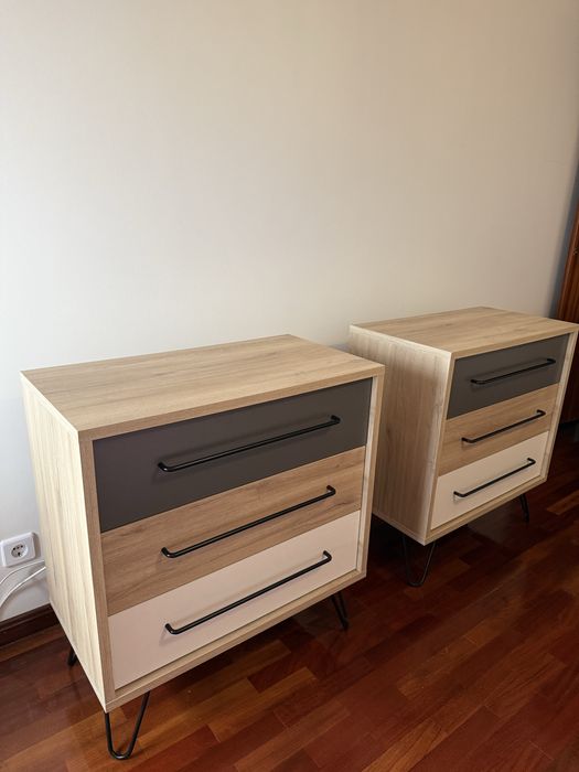 Duas Comodas em estado novo, cada uma 70€ se for as duas 130€