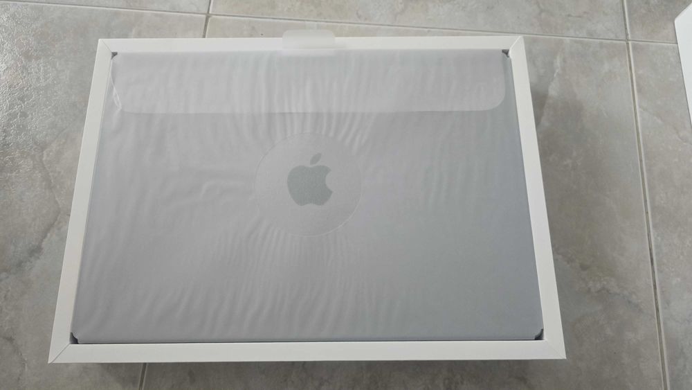 MacBook Pro 16" M1 Pro da Apple CPU 10‑core 16GB 512 SSD(NOVO)64409551346179123