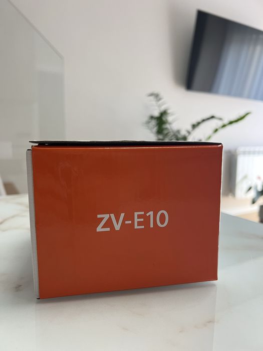 Sony ZV-E10+ 16-50 мм