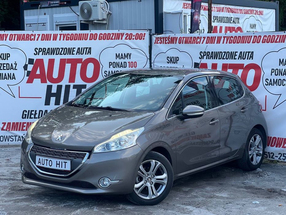 Peugeot 208