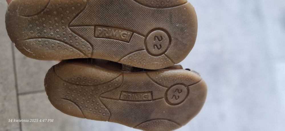 Sandałki 22 Primigi i trampki Kmins 23