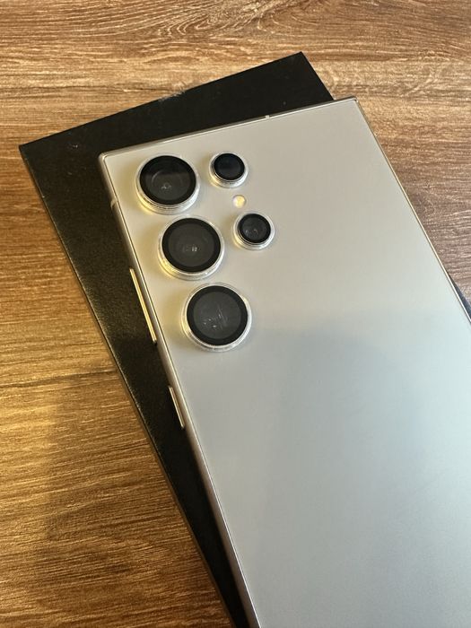 Samsung Galaxy S24 Ultra 12/256GB – Stan idealny!