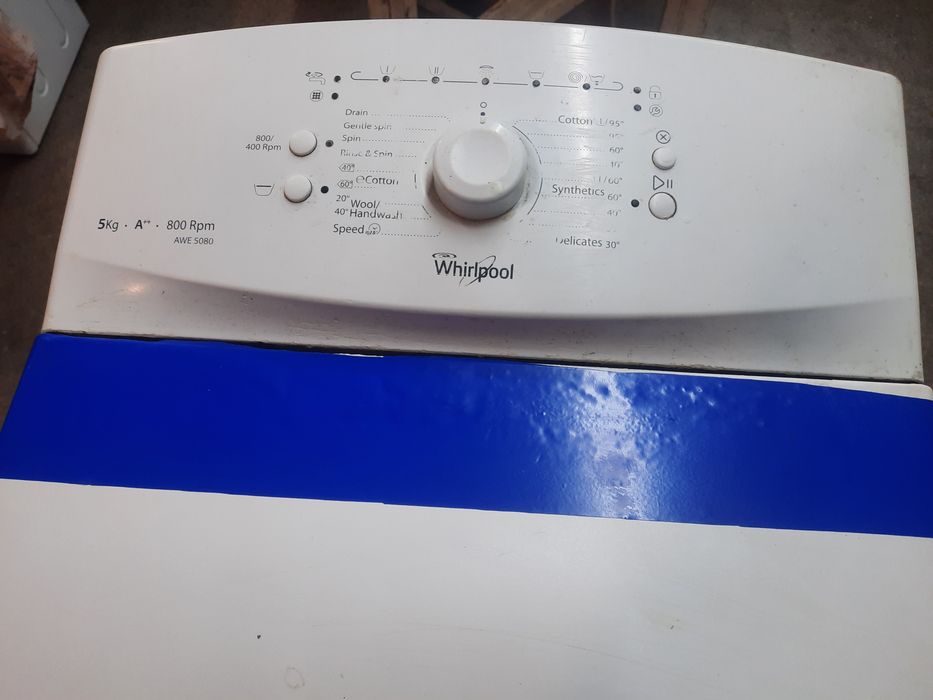 Пральна вертикальна машинка Whirlpool