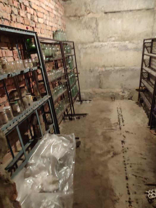 Продам погреб (походной)Салтовка г. Харьков