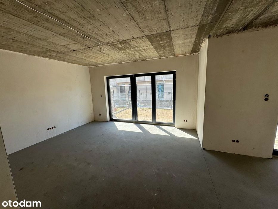 Nowy apartament z ogródkiem w sąsiedztwie lasu