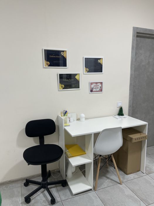 Здається робоче місце/кушетка/стіл доя майстрів