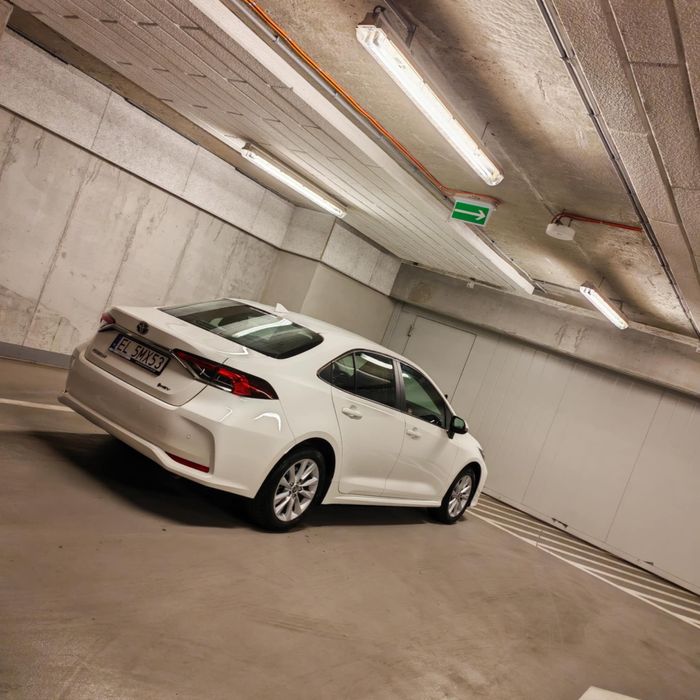 Transport 24/7 – Nowe Toyoty – Faktura VAT”