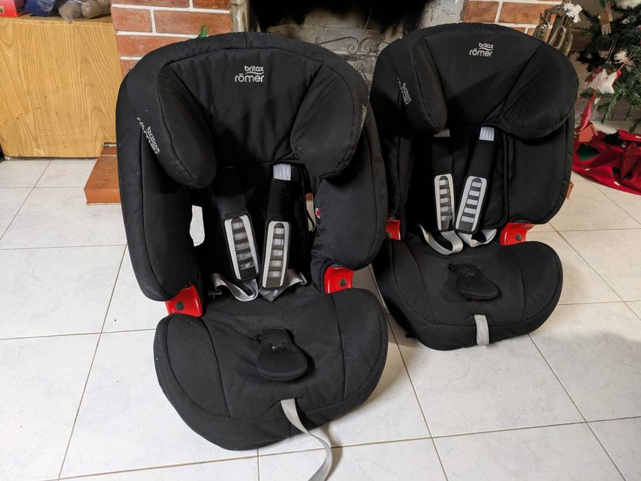 Duas cadeira Britax Romer Evolva 1-2-3