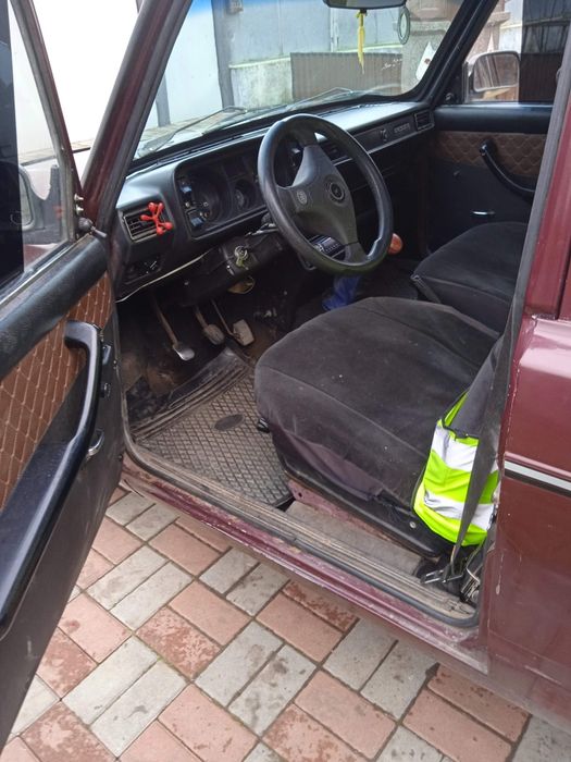 автомобіль продаж