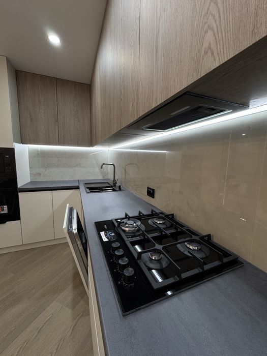 Продам 2 кімнатну із функцією 3 кімнатної у ЖК бізнес-класу із газом