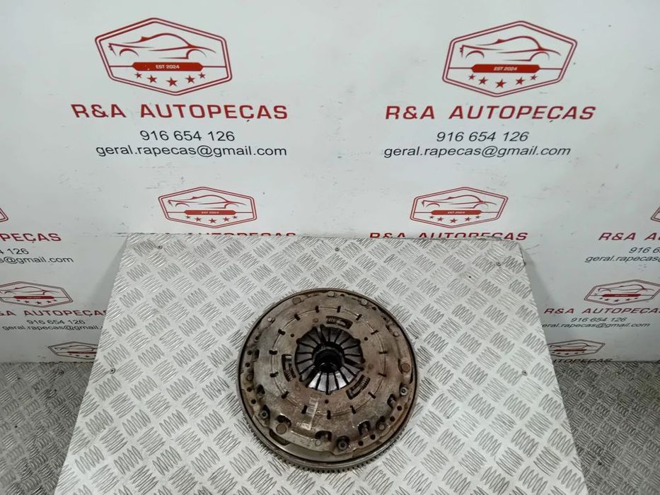 KIT Bimassa Volante Motor Embraiagem BMW Série 5 F10 f11 n47 184 CV