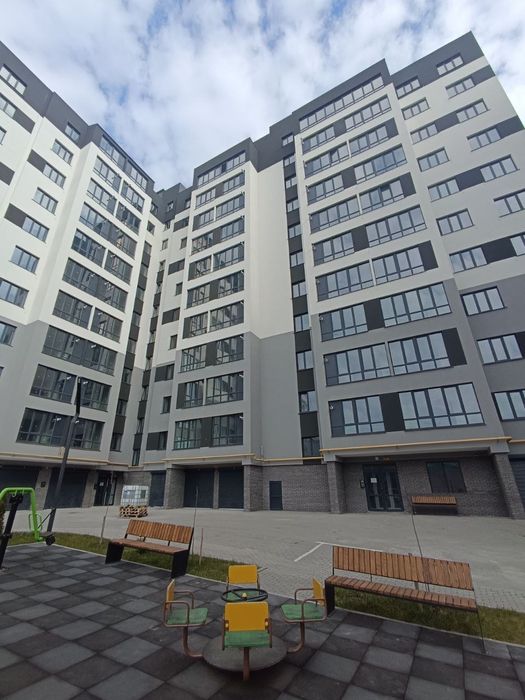 Продам двокімнатну квартиру в ЖК Автобіографія