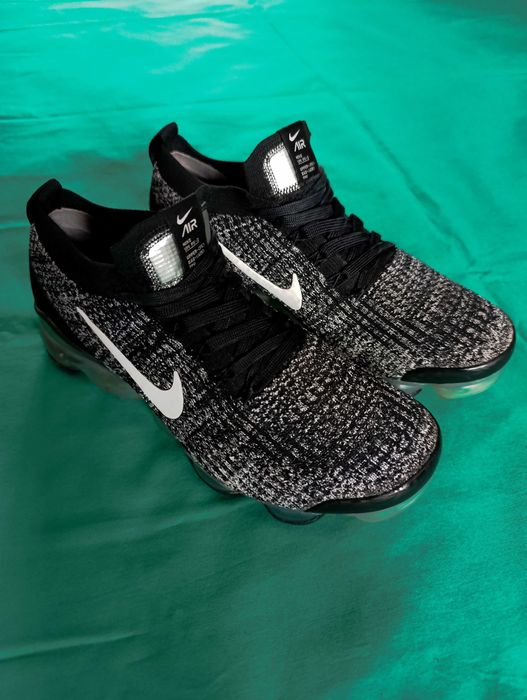 Кросівки спортивні жіночі Nike Air Vapour Max