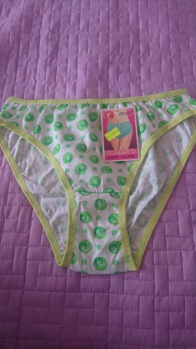 Nowe damskie majtki