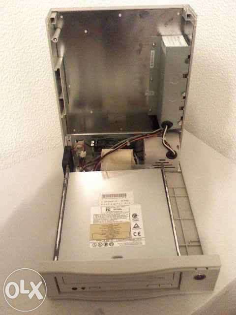 Caixa de cds ou dvd externo