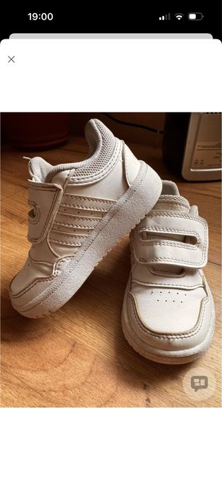 Кросівки дитячі