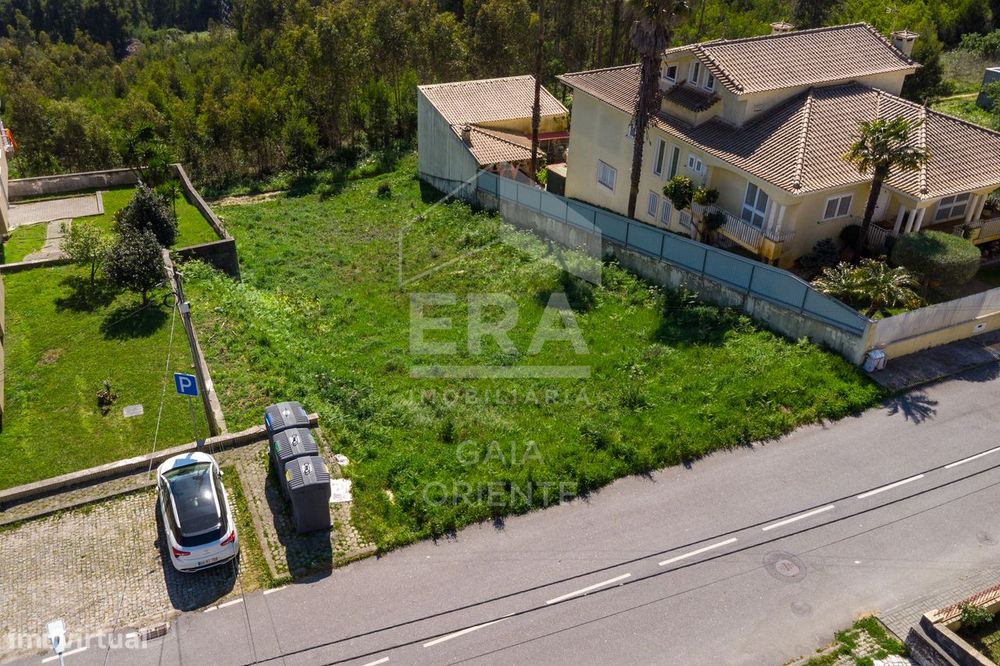 Terreno urbano para construção - São João de Ver