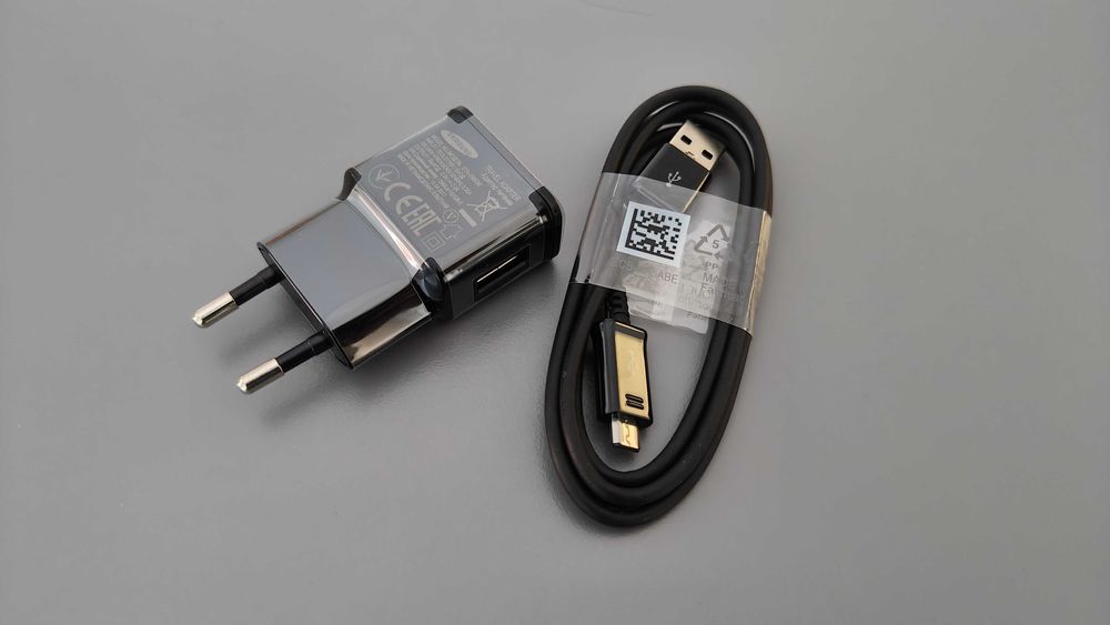 Ładowarka zasilacz Samsung USB 2000mA 2A 5V ETA-U90EBE kabel mikro USB