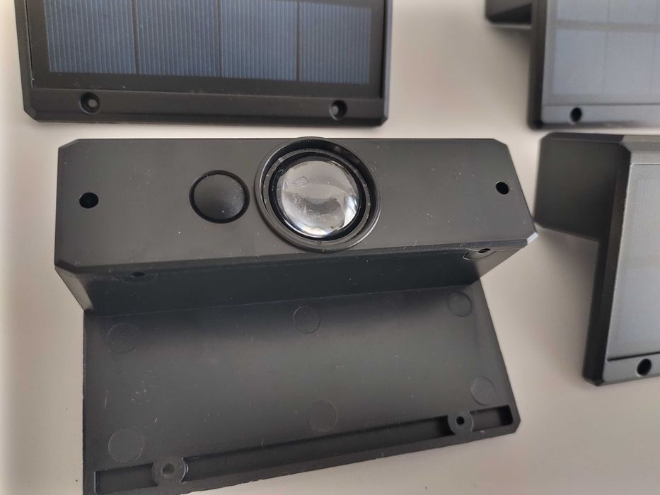 Kit 4 Focos Solares Super brilhantes com placa solar