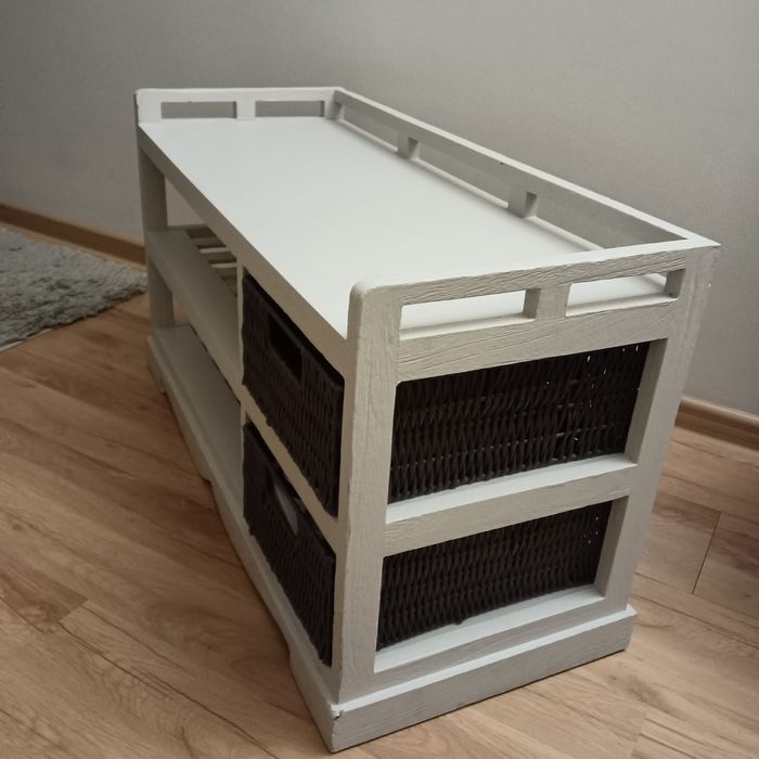 Szafka na buty z siedziskiem