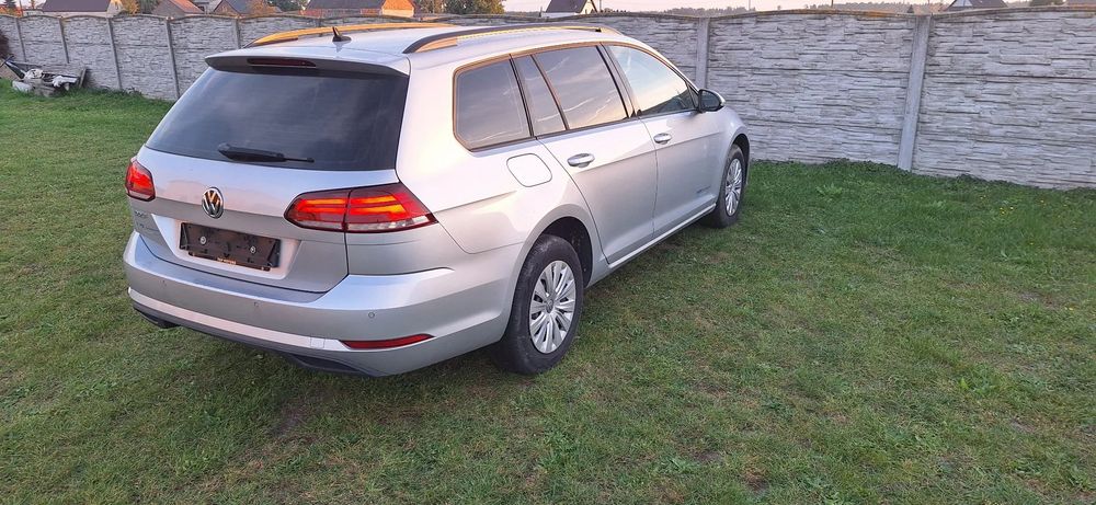 Seat Leon Sportstourer 1.6 tdi kamera nawi