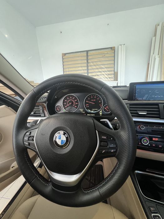 Кермо руль  f30 в гарному стані, лепістки м строчка!