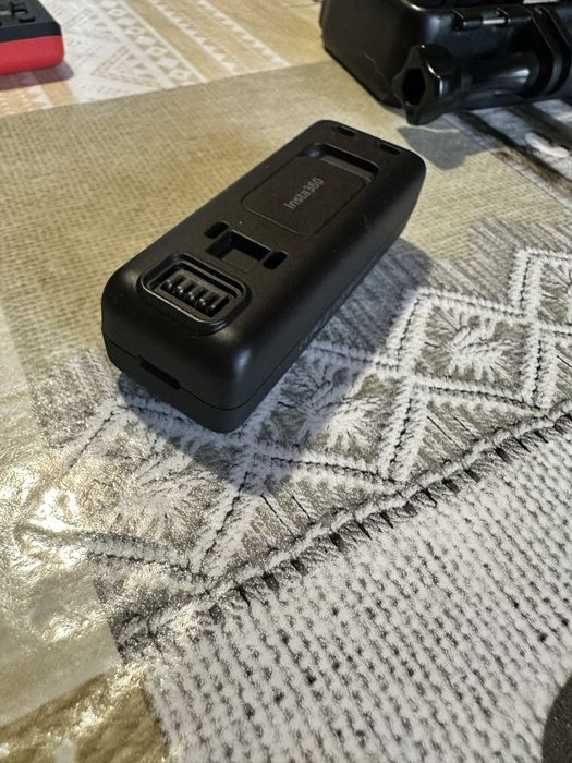 Action-камера Insta360 ONE R