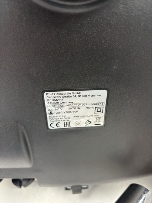 Bosch bgs05x240 odkurzacz bezworkowy 700w