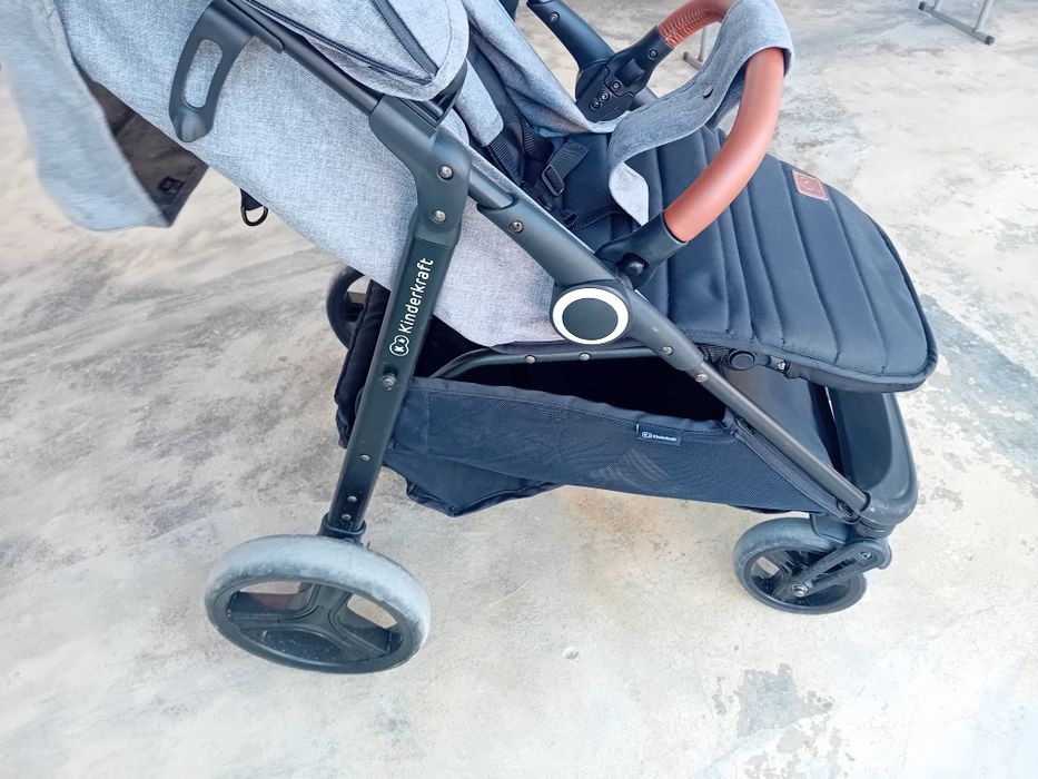 Carrinho bebe kinderkraft   grand plus