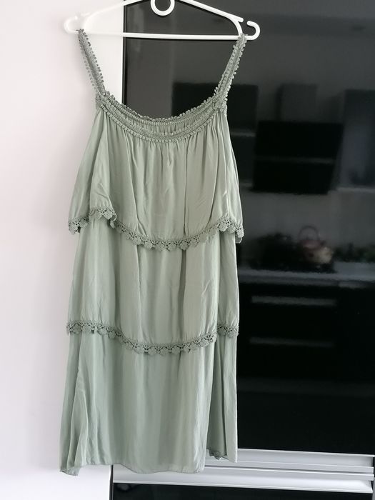 Letnia włoska sukienka ażurowa