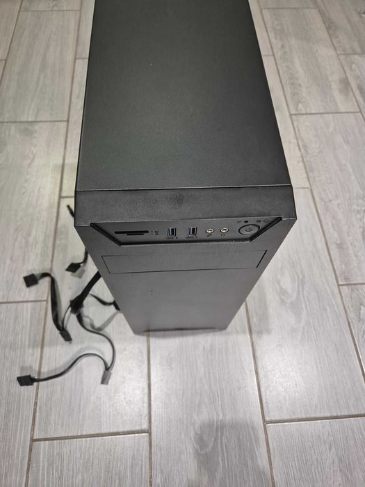 Komputer stacjonarny PC dysk m2 2TB