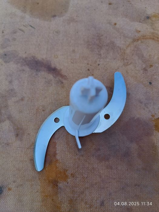 Електром'ясорубка - соковижималка first, ножі для комбайна.