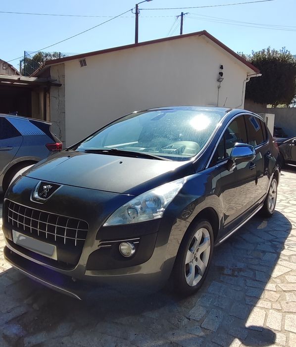 Peugeot 3008 1.6 HDi — 2010 | Teto Panorâmico | Pele