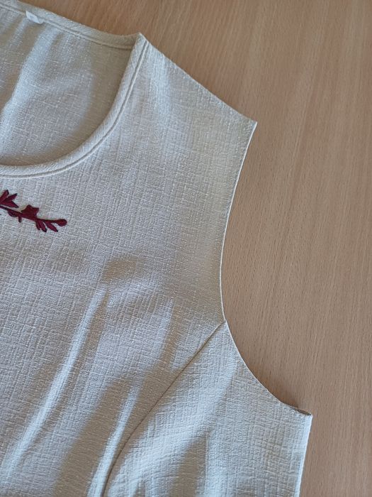 Elegancki top bluzka z haftem Siedlce wiskoza i len L/40