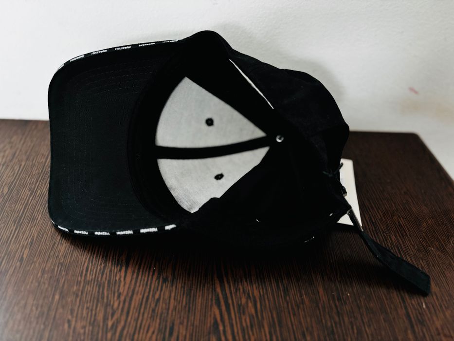 Czapka z daszkiem Holzweiler nowa unisex one size