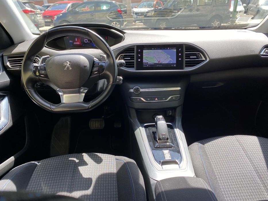 Peugeot 308 SW BlueHDi 130 EAT8 Style