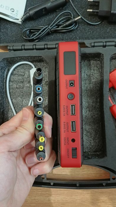 Набір Jumpstarter/Powerbank Compass