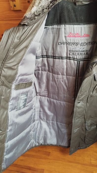 Куртка тёплая, состояние отличное, молнии работают