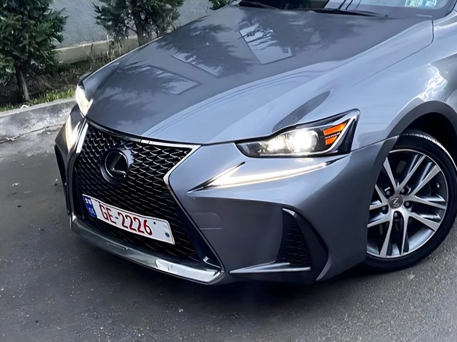 Передній бампер F-Sport Lexus IS рестайлінг 2017-2020 комплект Артикул:  DRC7712-26