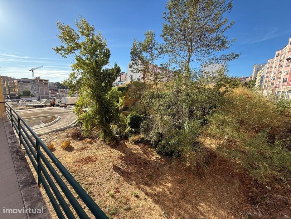 Terreno Urbano c/ Projeto Aprovado p/ Construção de Prédio, para Ve...