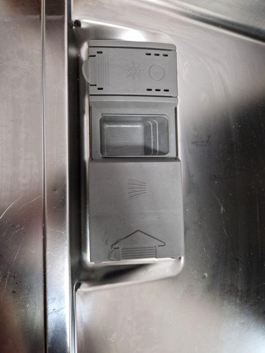 Вбудована посудомийна машина BOSCH 60