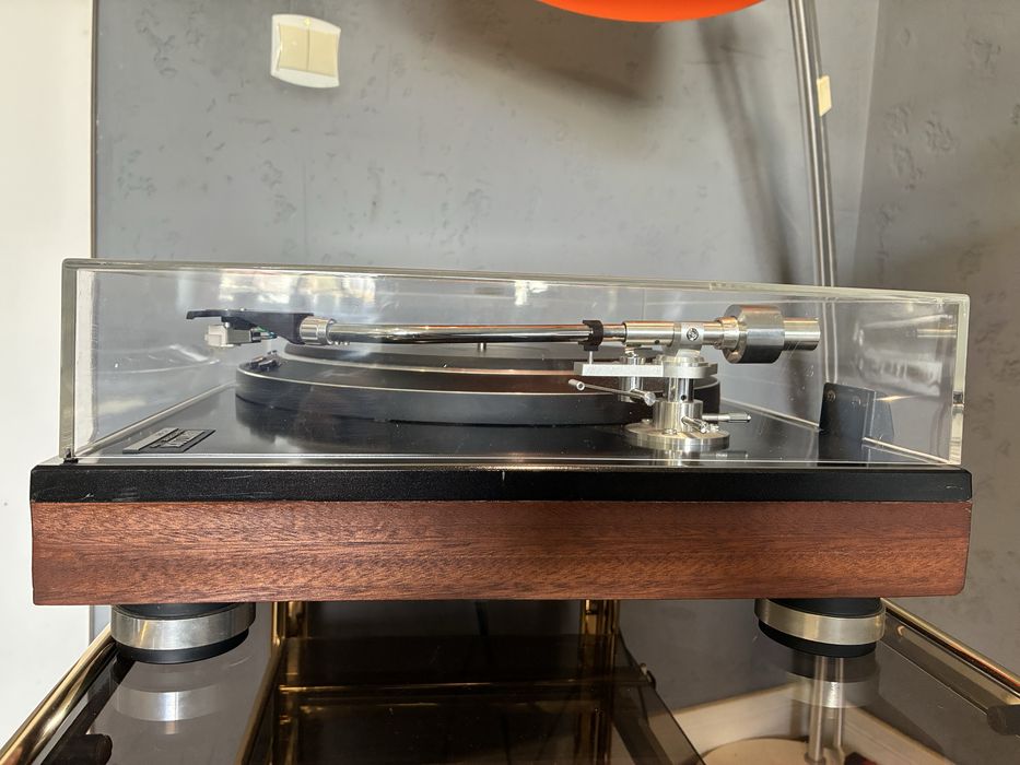 Hitachi HT-840 gramofon