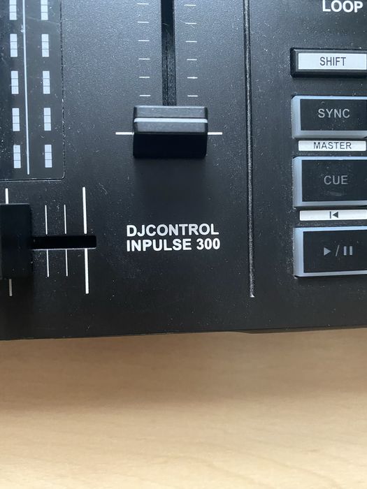 Hercules DJ Control Inpulse 300 *opis*