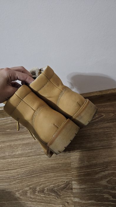Buty skórzane trapery zimowe Lasocki musztardowe skórzane