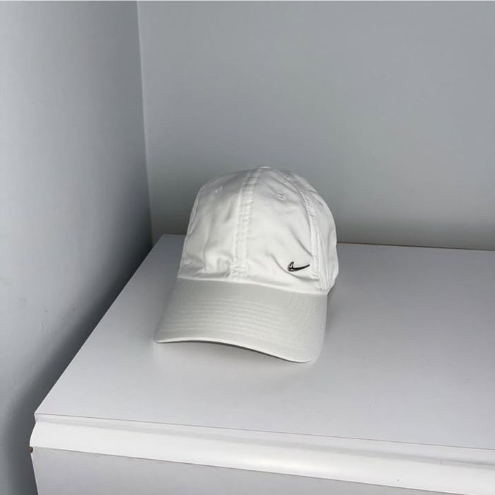 Кепка nike metal swooshNike